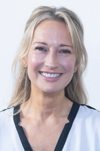 claire Smith